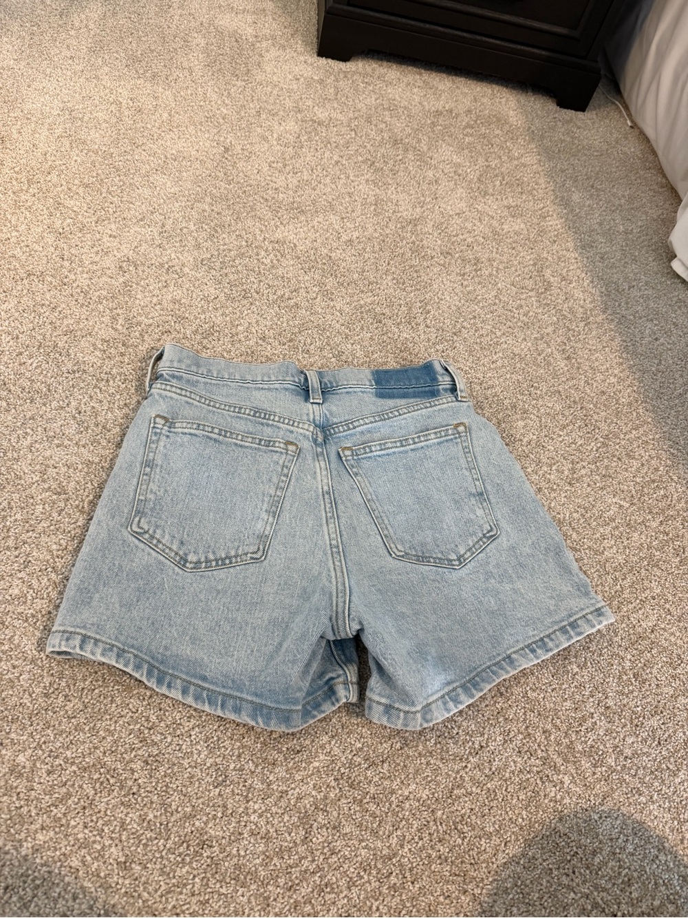 Abercrombie & Fitch Light Blue High-Waist Denim Shorts - Picture 3 of 3